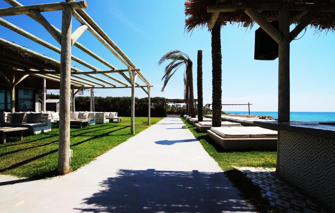 Lost At Sea Hotel Damour Buitenkant foto